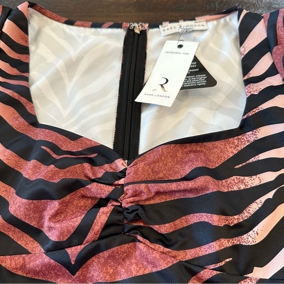 New Rare London Animal Print Mini Dress Long Sleeve Tiger Leopard NWT Sz 8 Large - Picture 4 of 16